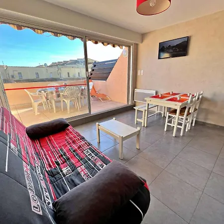 Au Centre De Avec Terrasse Et Parking, Proche Commodites - Fr-1-387-178 Marseillan (Herault)