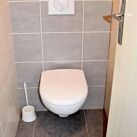 Au Centre De Avec Terrasse Et Parking, Proche Commodites - Fr-1-387-178 Apartmán *